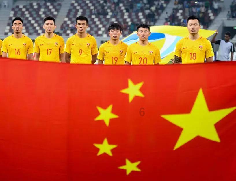智慧问答网页-助您解疑,畅享智慧职场经常“被穿小鞋”,我该辞职还是逆来顺受?