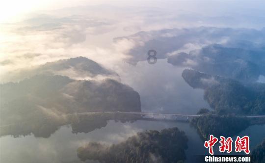 张康阳发社媒庆祝国米夺得意大利超级杯冠军：蓝黑在我心中